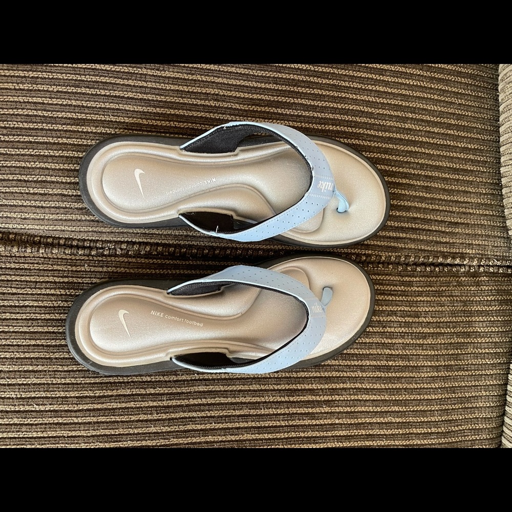 Nike Flip flops